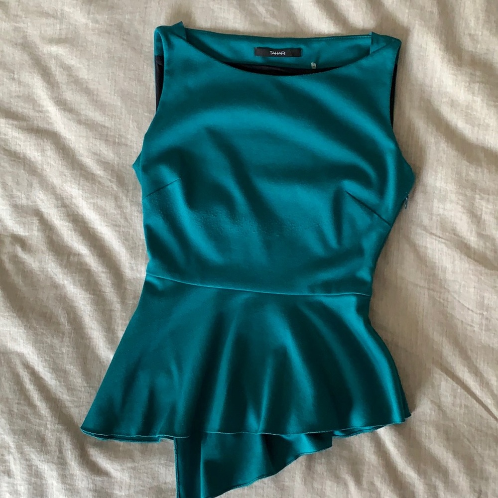 GUC Tahari peplum top